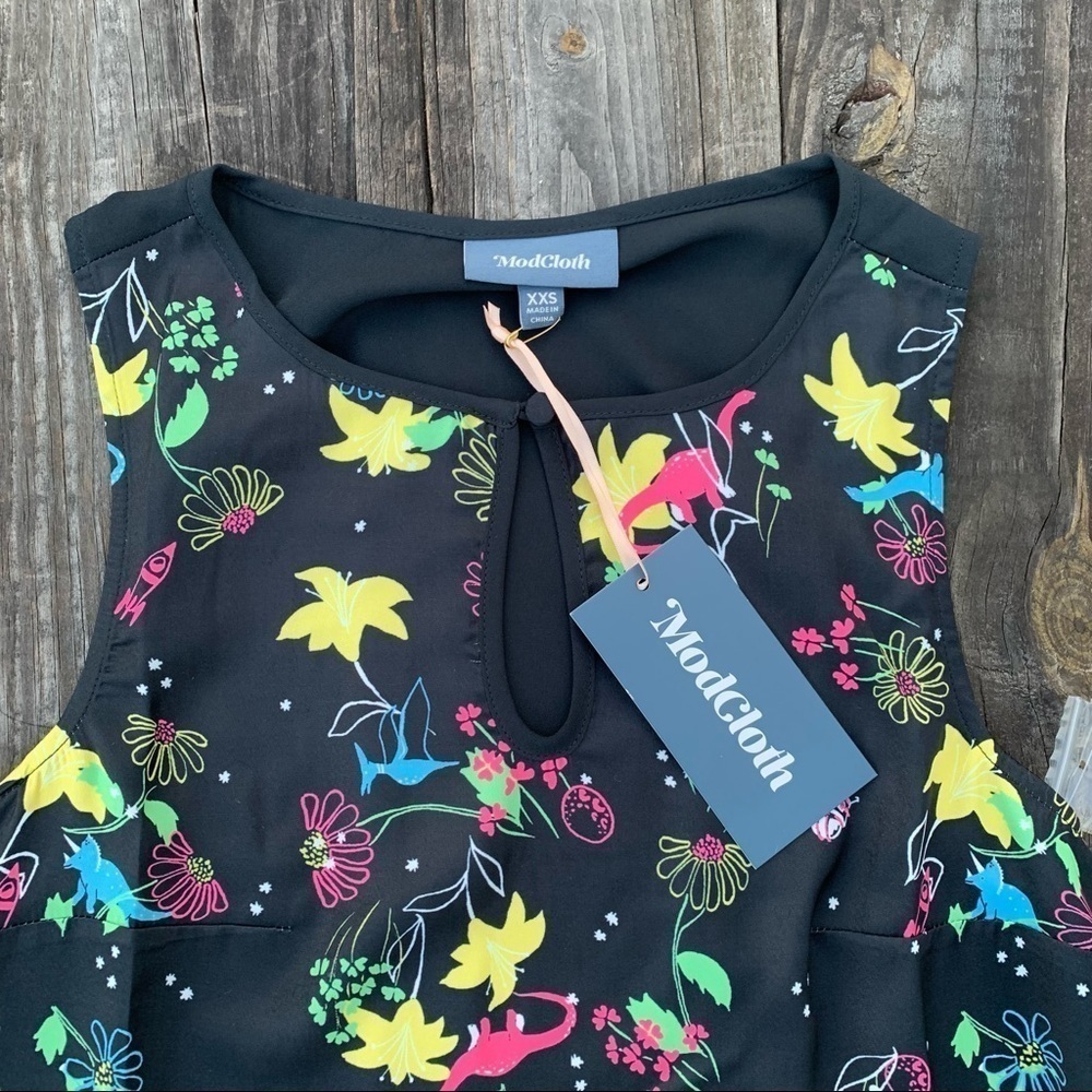 5/$15 | Modcloth | ‘Double Dare’ Sleeveless Top | NWT - Picture 9 of 14